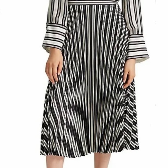 NWT Club Monaco Pleated Annina Skirt Black White Sz 2 - Picture 3 of 5